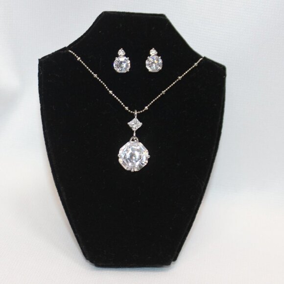 Large CZ and Silver Necklace and Earring Set - Picture 2 of 15